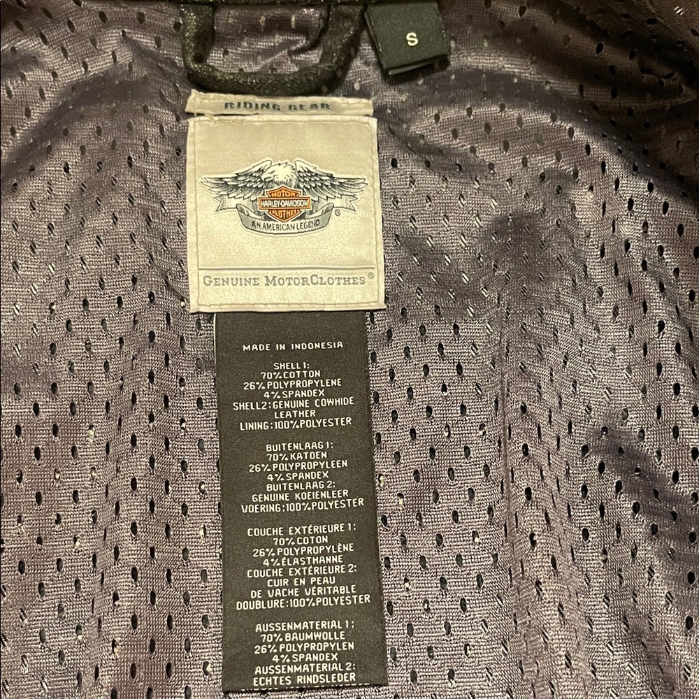 Harley-Davidson Fade out Women’s leather & Denim Jacket. - Picture 5 of 6